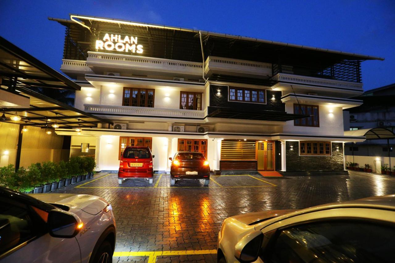 Ahlan Luxury Rooms Kochi エクステリア 写真